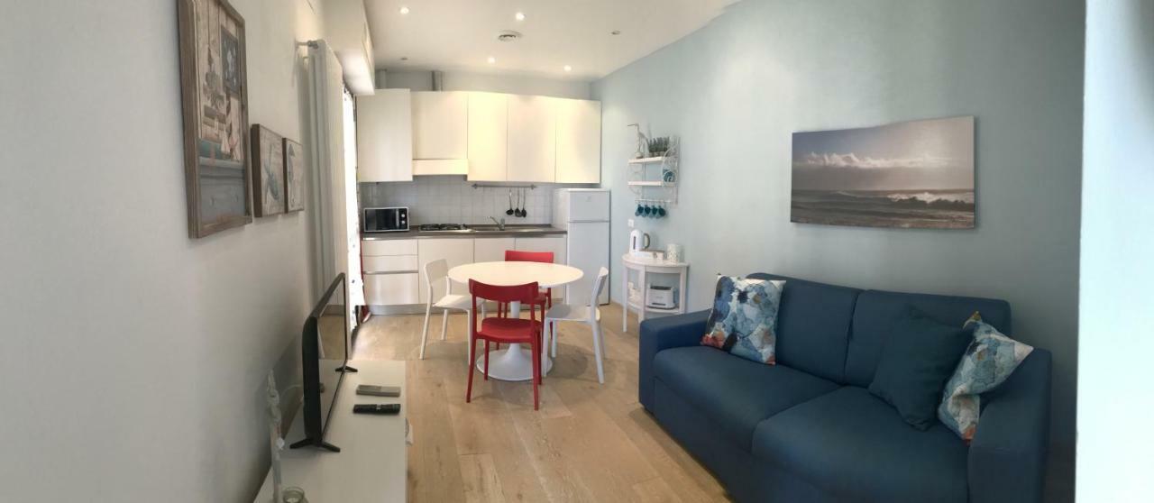 Casa Celeste Lägenhet Viareggio Exteriör bild